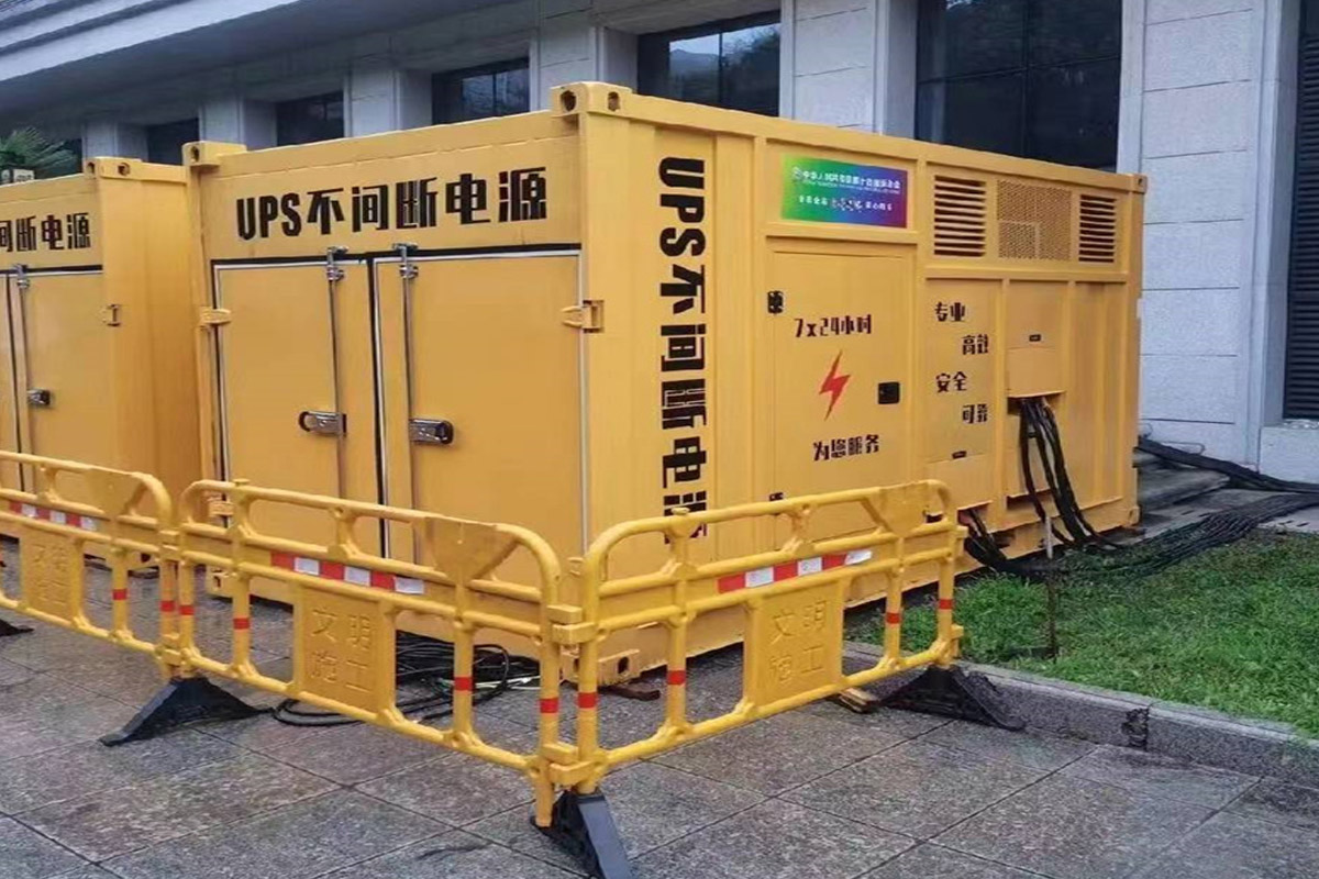 尖峰镇发电机租赁施工现场